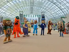 Reini holt den 5. Platz beim Maskottchenrennen