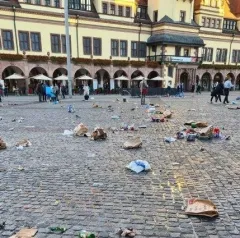 Reinigung nach Fußballspiel