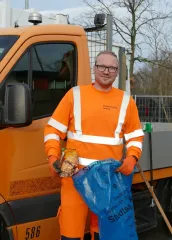 Die Arbeit bei der Straßenreinigung & das Problem mit Einweg-Verpackungen