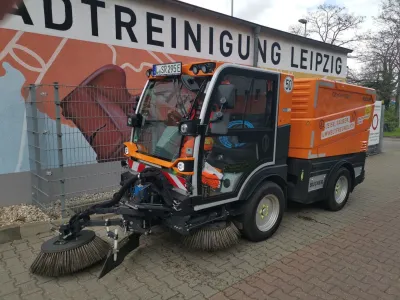 Neue elektrische Kleinkehrmaschinen